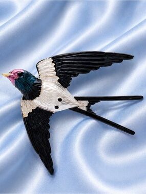 Swallow Bird Brooch Enamel Gold Pin